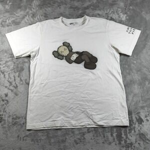 Kaws Tokyo First Shirt Mens Large White Uniqlo Short Sleeve Street Art UT 🔥
